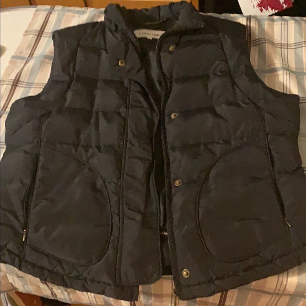 Calvin Klein puffer vest size large